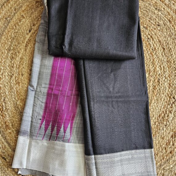 Ilkal- Black w/ Magenta Tope Teni Pallu